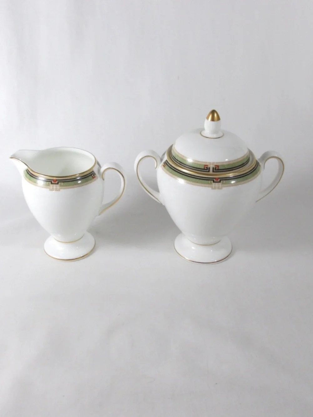 Wedgwood Oberon Creamer & Sugar Bowl with Lid Set Excellent Condition